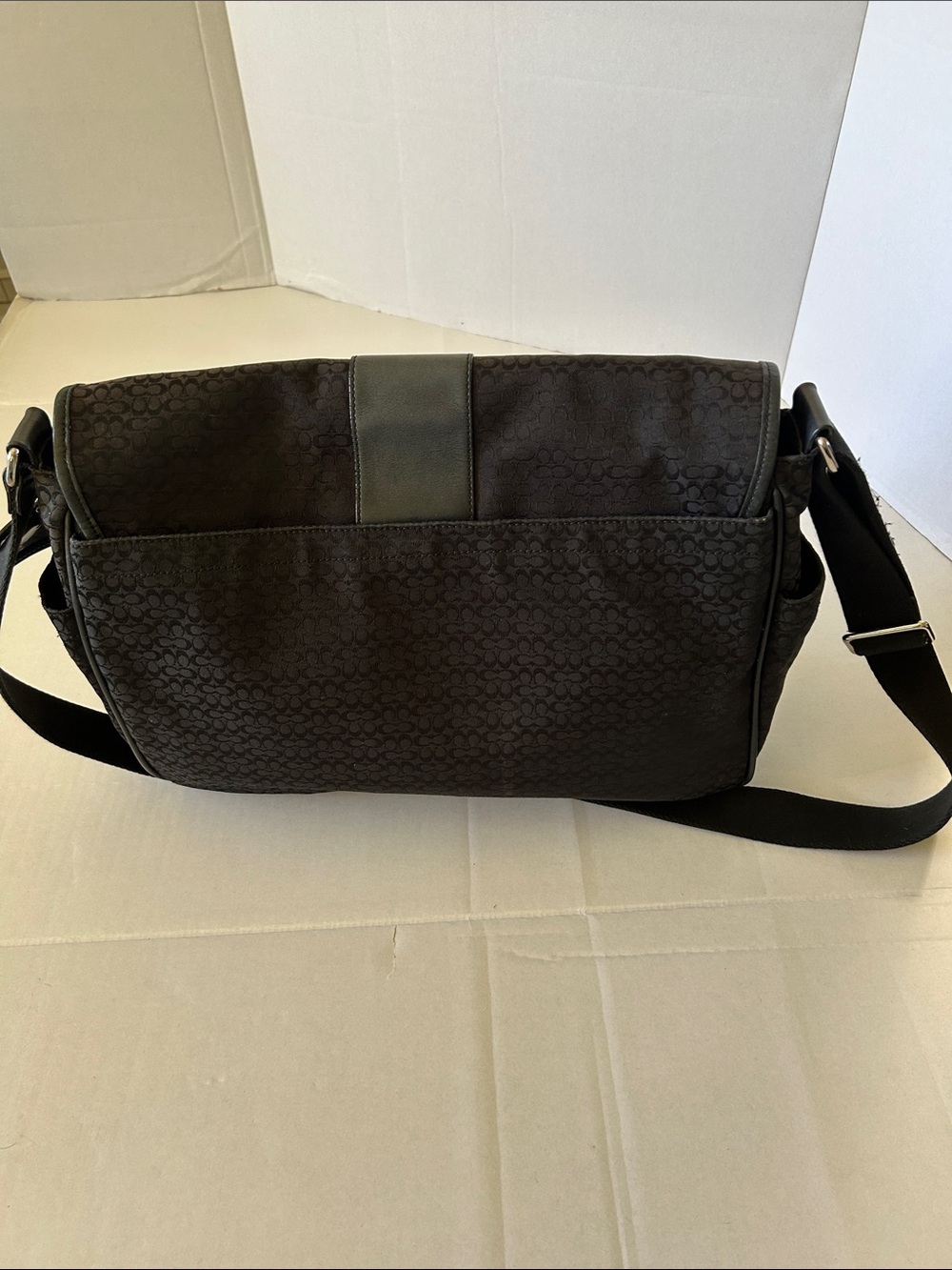 COACH BLACK SIGNATURE HUDSON COMMUTER LAPTOP MESSENGER BAG